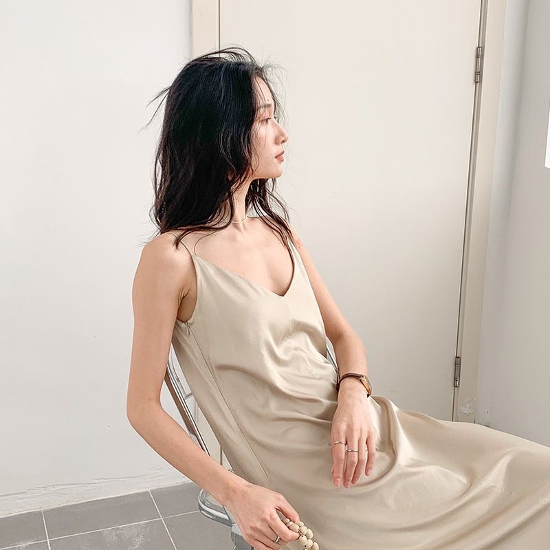 Mulan women's dress 2020 spring new bottomed suspender skirt Korean style versatile thin V-neck sleeveless dress 8006