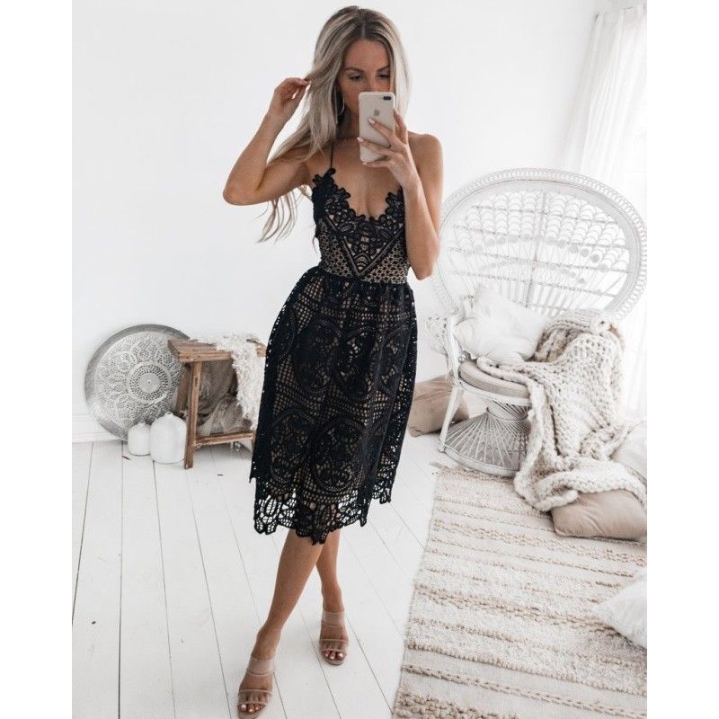 Spot wise Linson 2019 cross border European and American popular dress suspender lace backless dress female