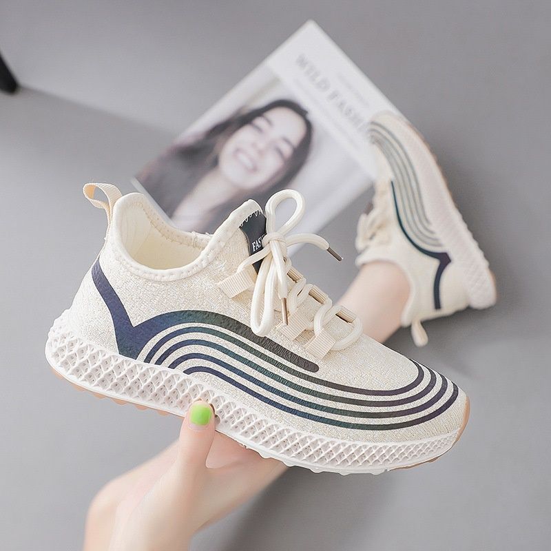 Flying coconut shoes for women 2020 spring new Korean leisure shoes for female students reflective sports shoes trend fz6616