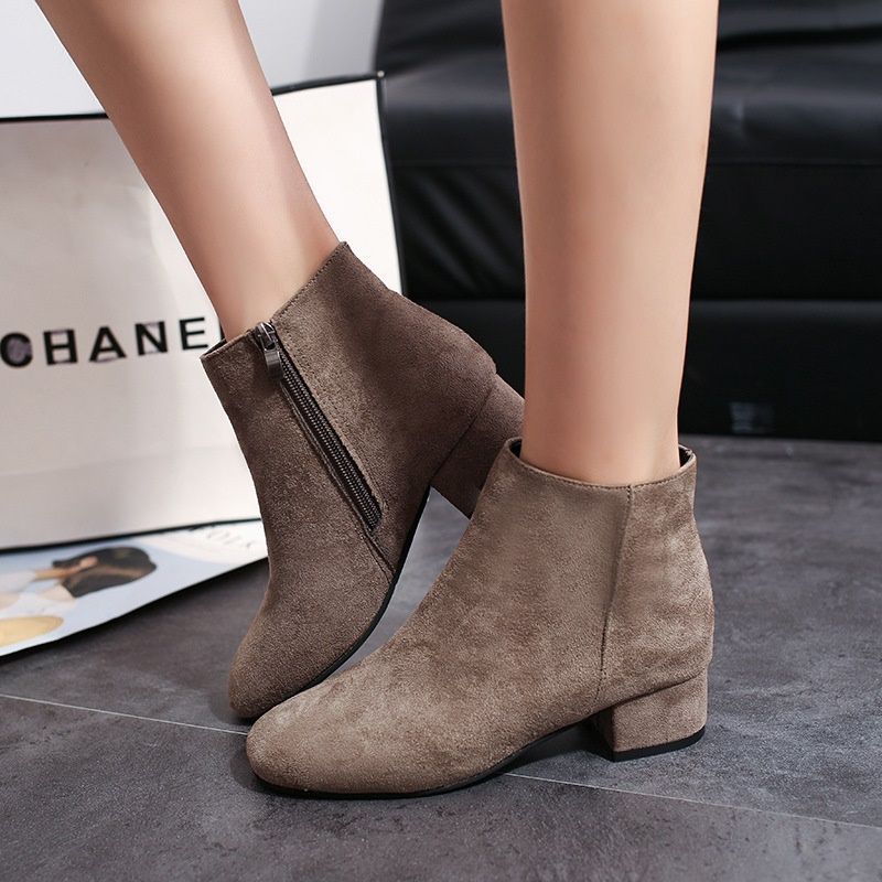 2019 new autumn and winter round head side zipper short tube middle heel boots European and American style Martin boots foreign trade women's shoes wholesale