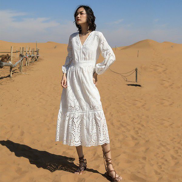 Autumn casual women's long dress pure cotton long sleeved V-neck A-line dress temperament beach 