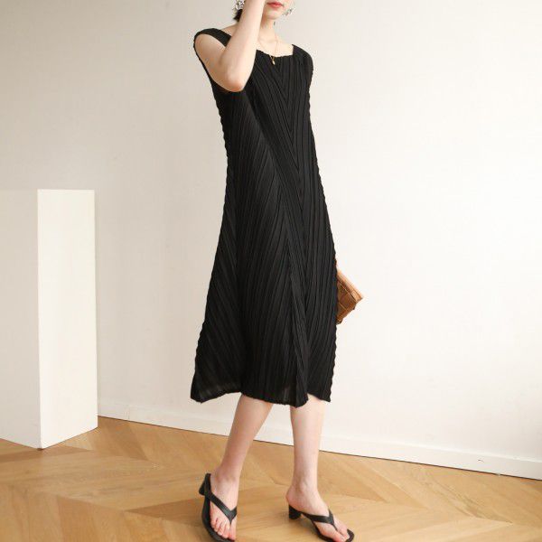 High end pleated minimalist fashion casual mid length herringbone pleated dress
