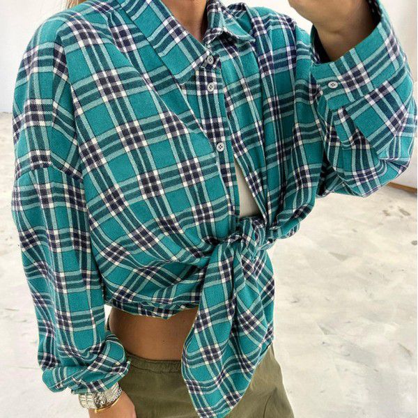 New green retro plaid long sleeved shirt design, casual and fashionable versatile shirt jacket for women in spring and summer